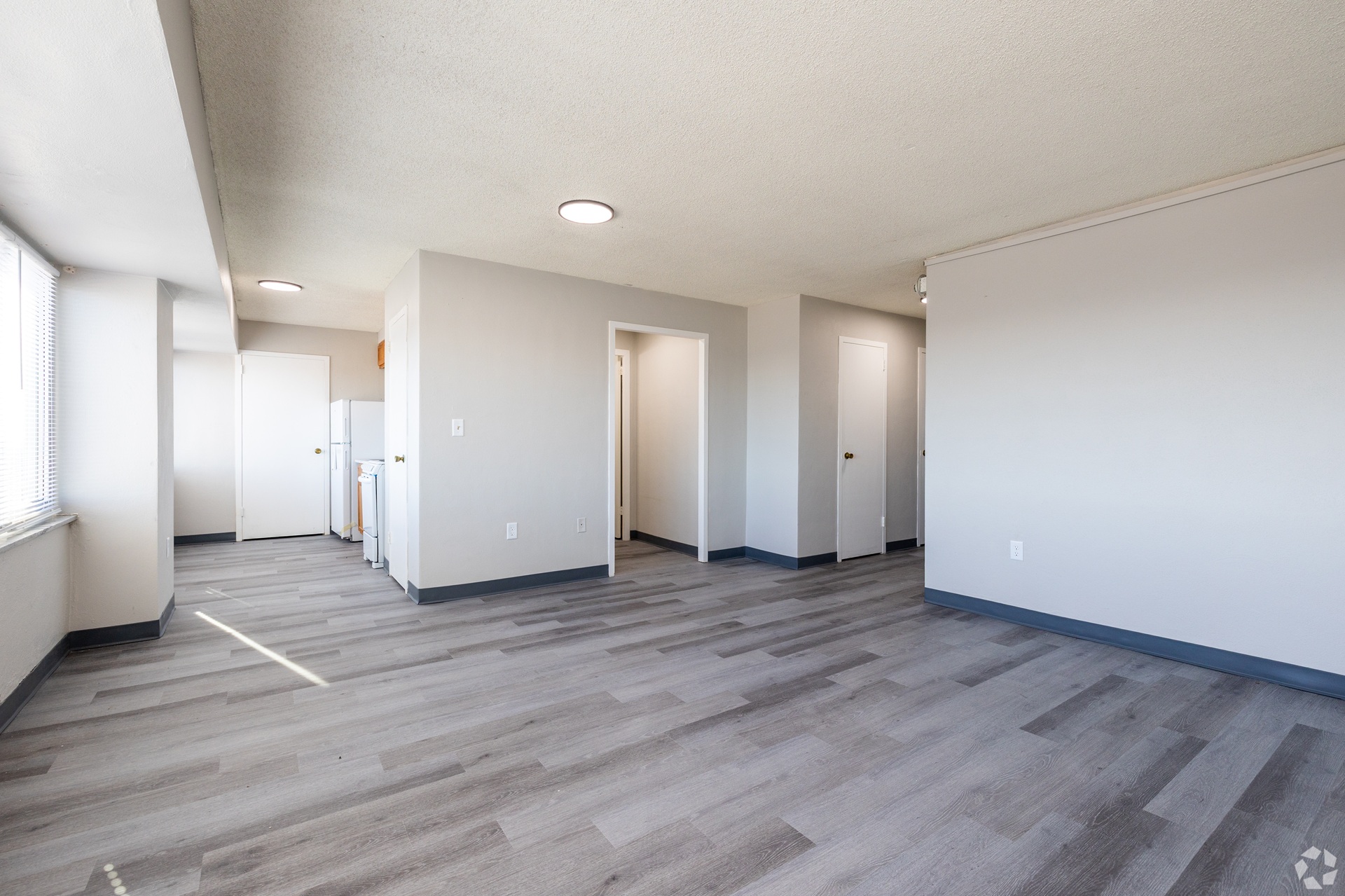 Independence Towers living room in Independence Missouri